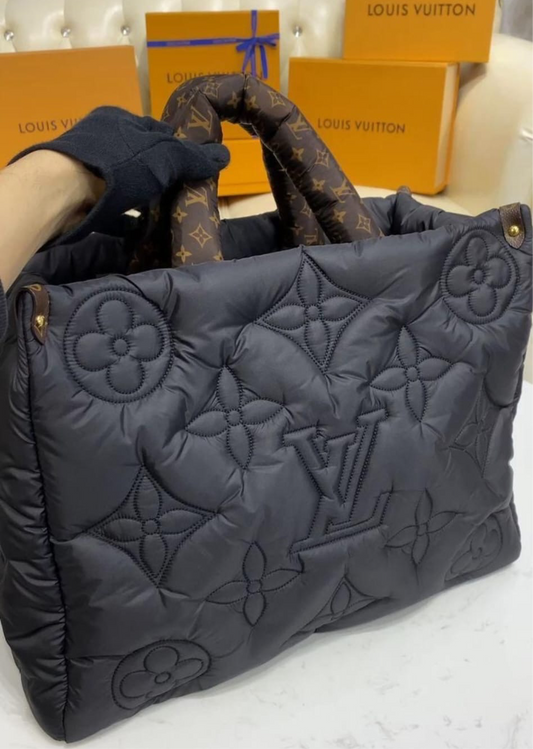 Louis Vuitton Borsa OnTheGo MM in Pelle Monogram Empreinte