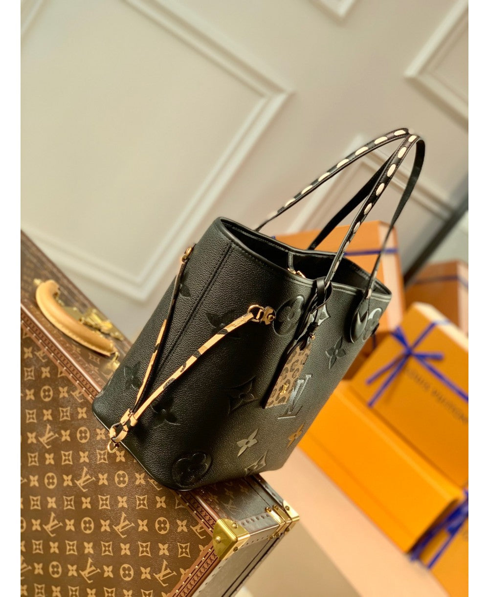 Louis Vuitton Neverfull MM Wild at Heart in Pelle Monogram Empreinte